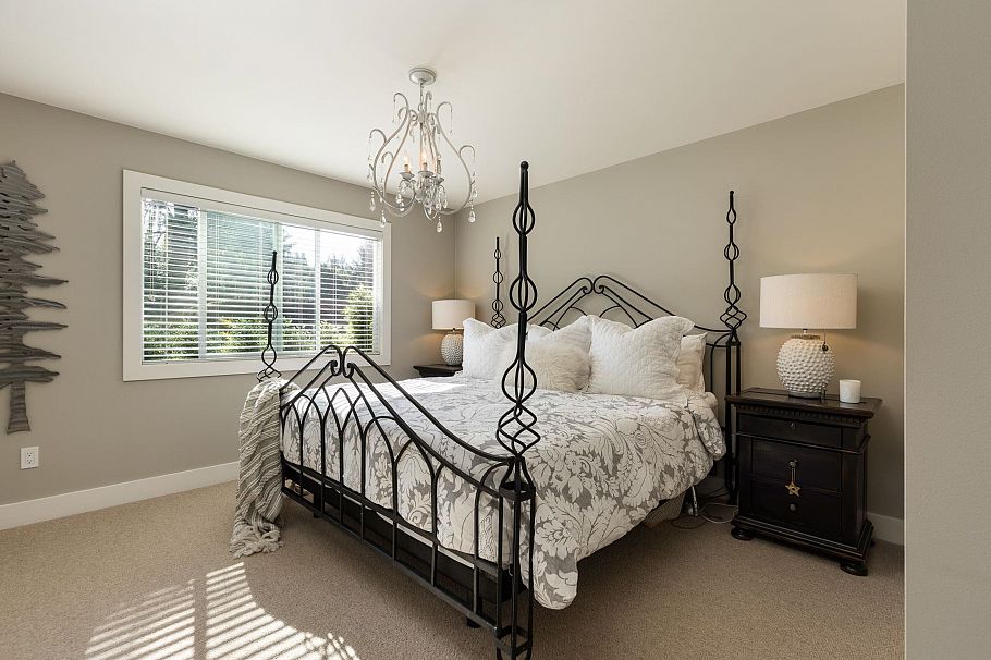 3665 Rutherford Crescent North Vancouver, BC - 16