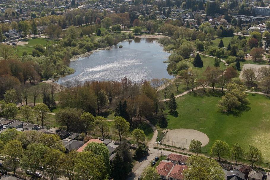 2002 E 13th Avenue Vancouver, BC - 6