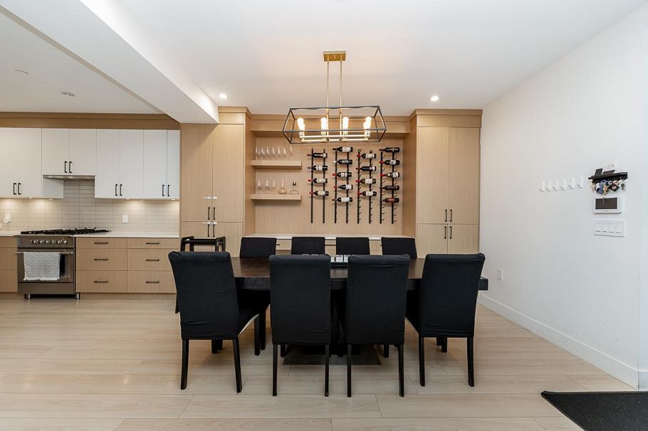 3896 Welwyn Street Vancouver, BC - 5