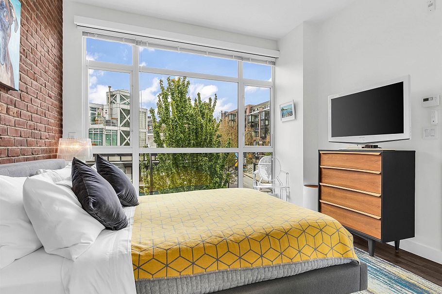 310 105 W 2nd Street North Vancouver, BC - 15