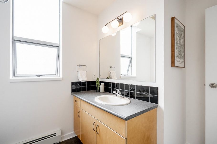 804 919 Station Street Vancouver, BC - 24