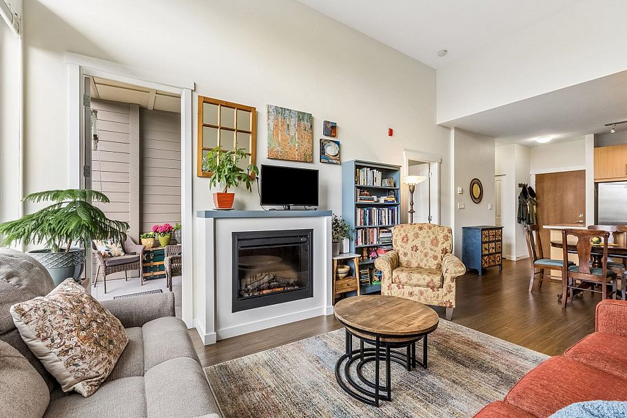 404 159 W 22nd Street North Vancouver, BC - 5