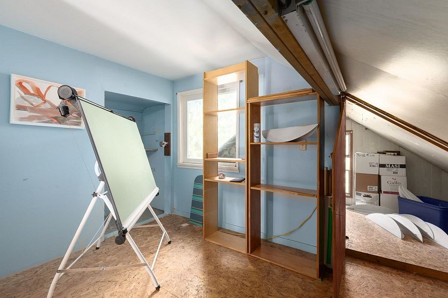 2002 E 13th Avenue Vancouver, BC - 18