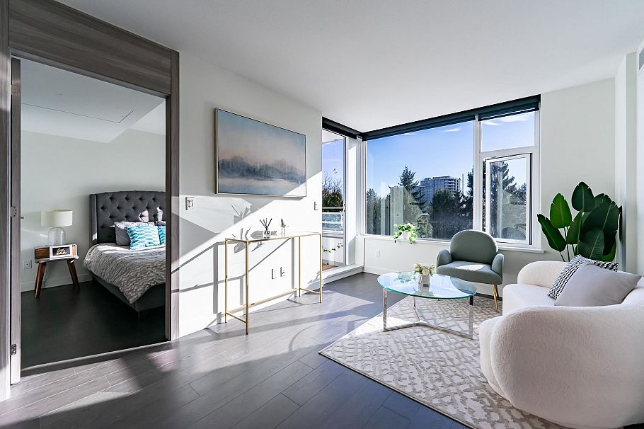 601 8800 Hazelbridge Way Richmond, BC - 1