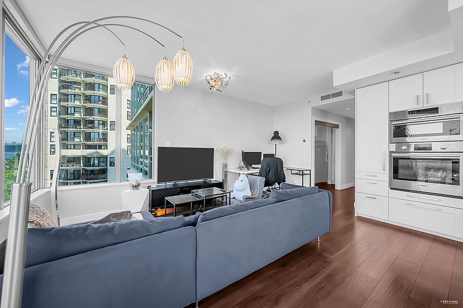 1202 1005 Beach Avenue Vancouver, BC - 9