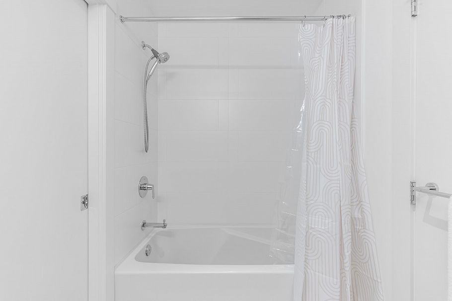 612 123 W 1st Street North Vancouver, BC - 21