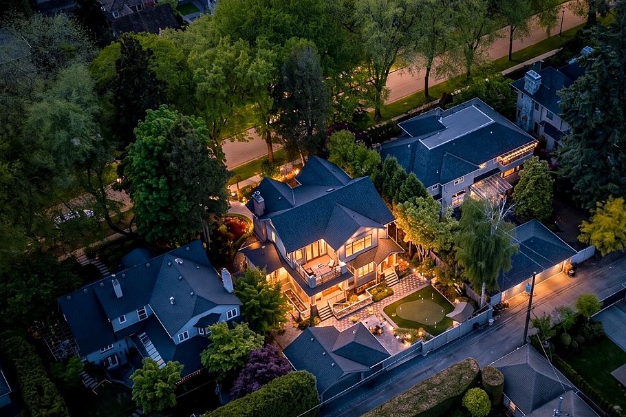 6038 Marguerite Street Vancouver, BC - 40