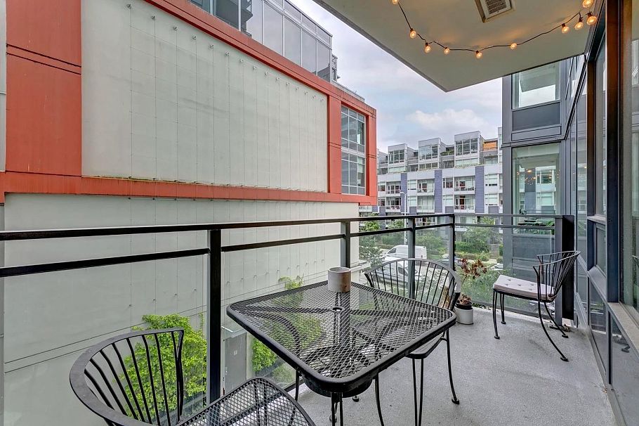 303 111 E 1st Avenue Vancouver, BC - 17