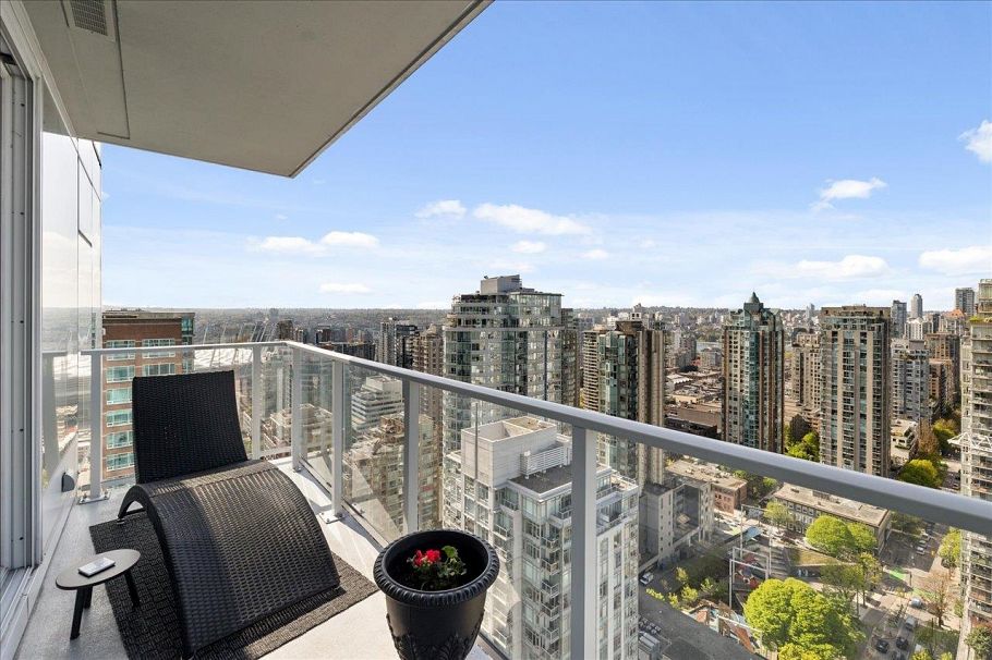 3211 777 Richards Street Vancouver, BC - 24