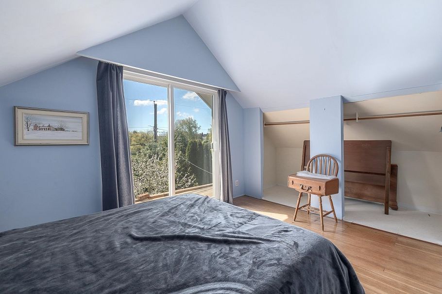 2002 E 13th Avenue Vancouver, BC - 21