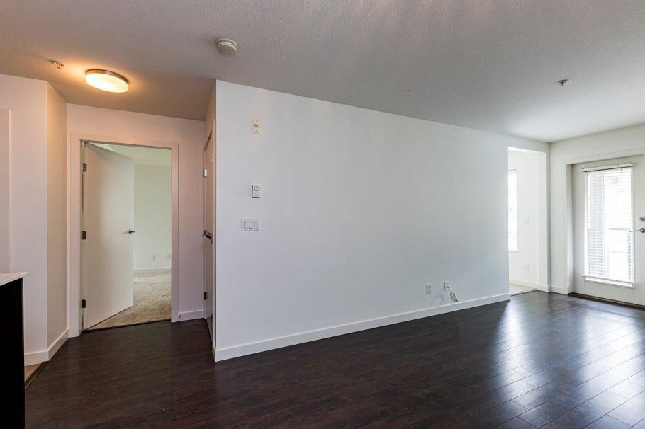 302 1677 Lloyd Avenue North Vancouver, BC - 12