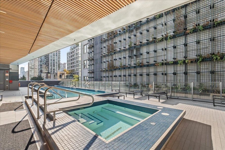 3211 777 Richards Street Vancouver, BC - 37