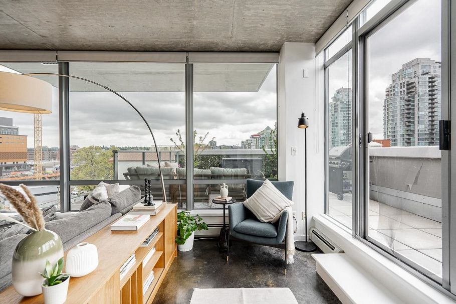 804 919 Station Street Vancouver, BC - 13