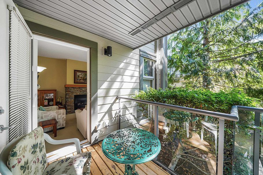 208 188 W 29 Street North Vancouver, BC - 4