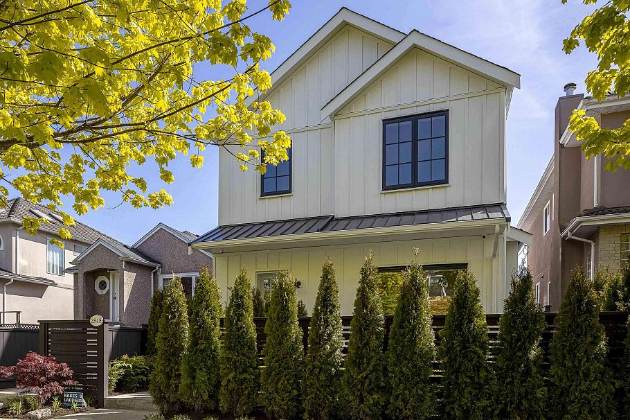 1 2848 W 19th Avenue Vancouver, BC - 2