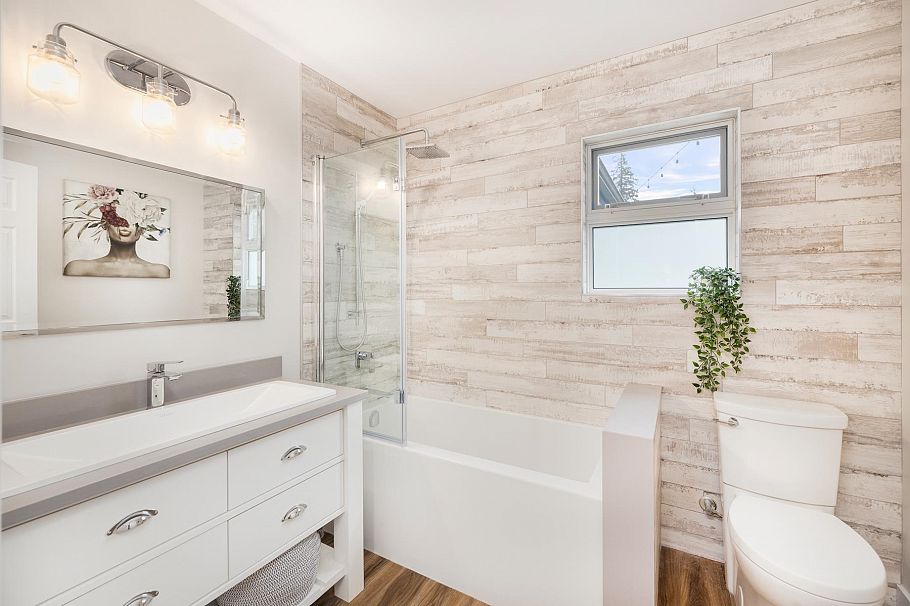 2511 Boswell Avenue North Vancouver, BC - 13