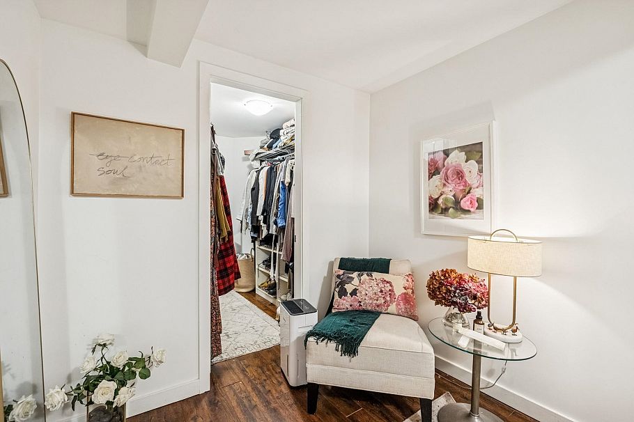 2819 W 13th Avenue Vancouver, BC - 22