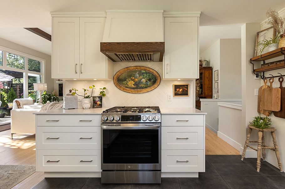 3665 Rutherford Crescent North Vancouver, BC - 7