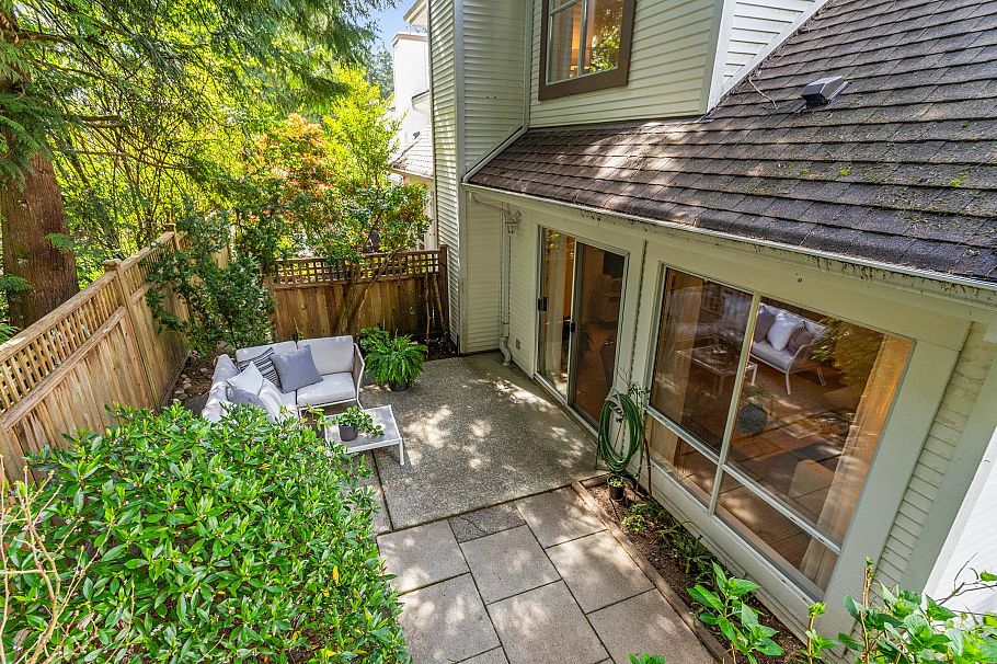 10 3939 Indian River Drive North Vancouver, BC - 28