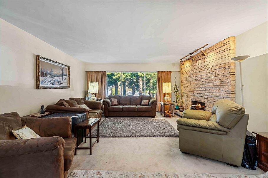 5989 Fremlin Street Vancouver, BC - 3