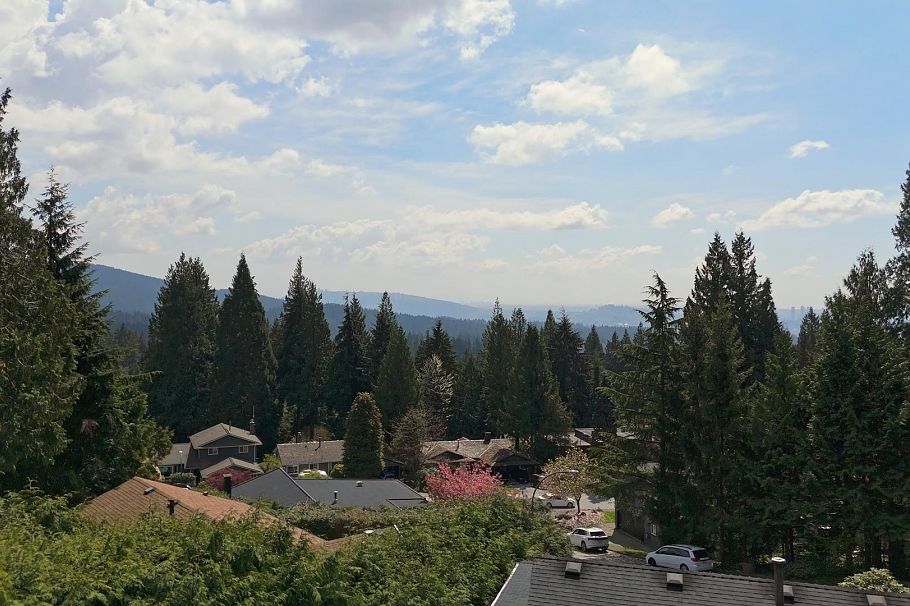 1371 Borthwick Road North Vancouver, BC - 35