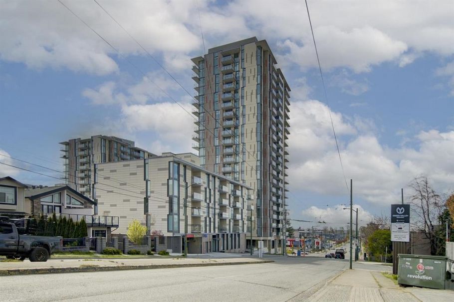 210 8138 Fraser Street Vancouver, BC - 2