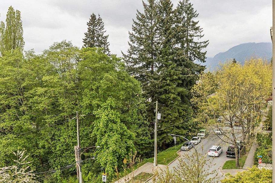 404 159 W 22nd Street North Vancouver, BC - 16