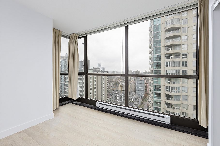 2905 1331 Alberni Street Vancouver, BC - 11