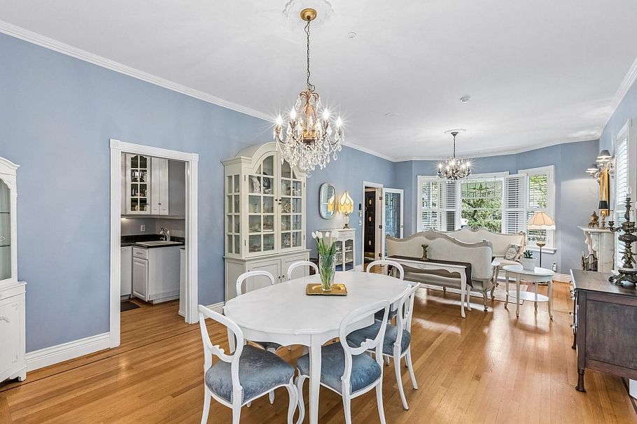 557 Lonsdale Avenue North Vancouver, BC - 8