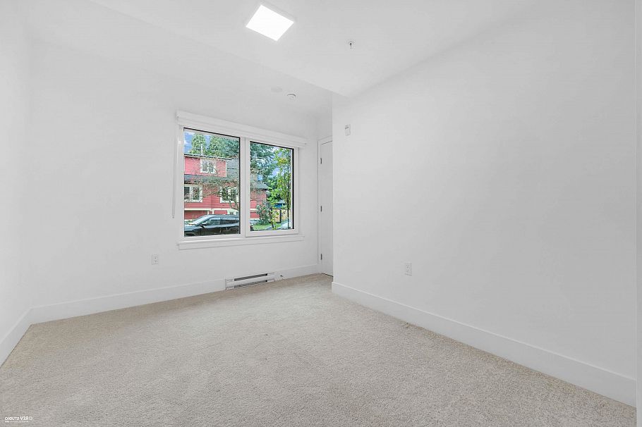 108 2085 E 1 Avenue Vancouver, BC - 17