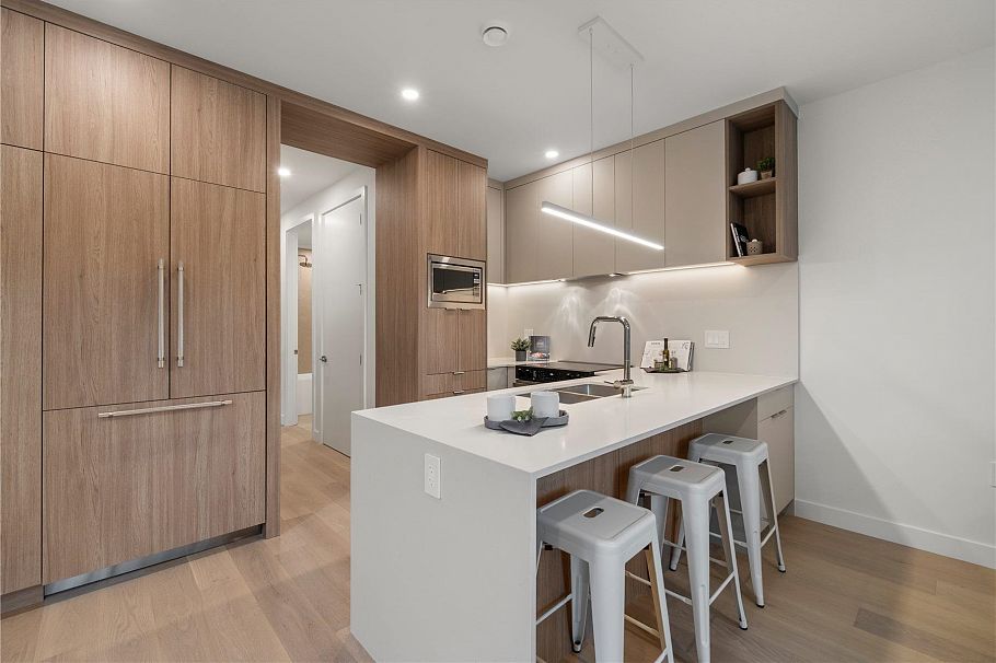 1 4963 Chester Street Vancouver, BC - 8