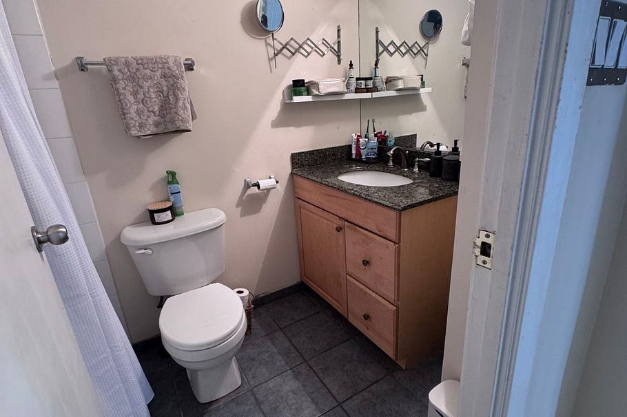 407 1146 Harwood Street Vancouver, BC - 8