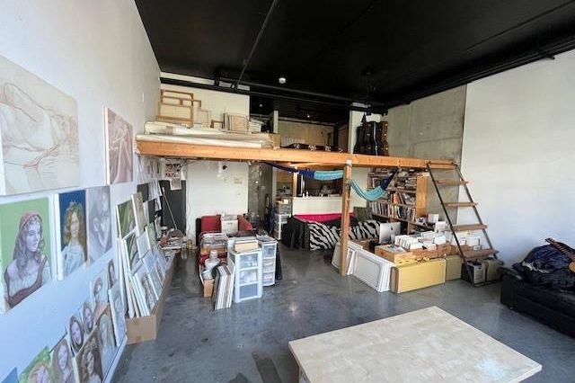 202 228 E 4th Avenue Vancouver, BC - 11