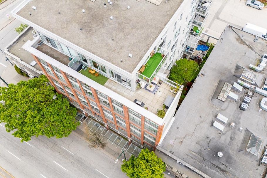 804 919 Station Street Vancouver, BC - 36