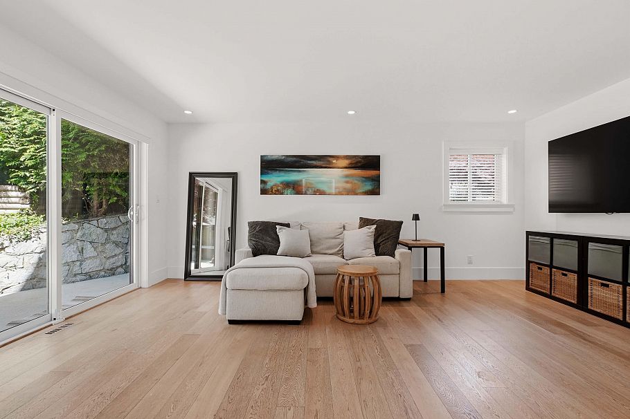 2708 Byron Road North Vancouver, BC - 18