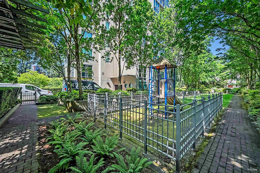 1202 1005 Beach Avenue Vancouver, BC - 34