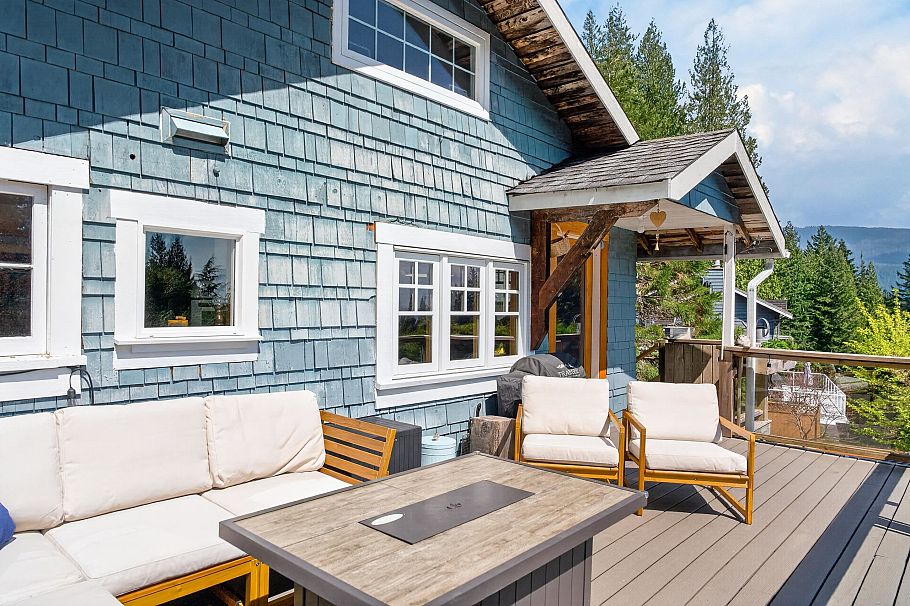 1371 Borthwick Road North Vancouver, BC - 30