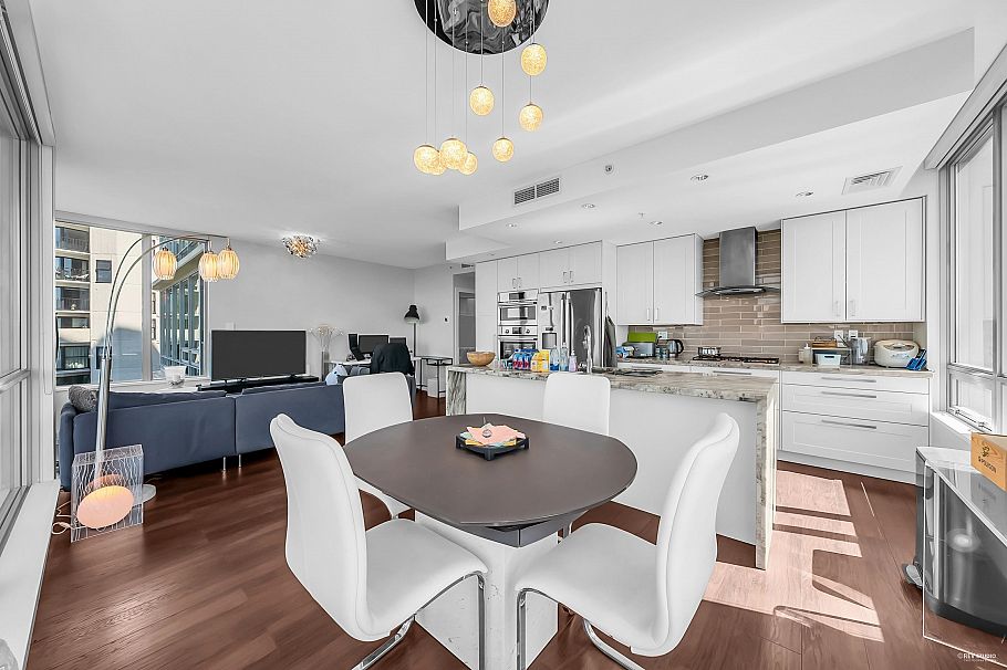 1202 1005 Beach Avenue Vancouver, BC - 17