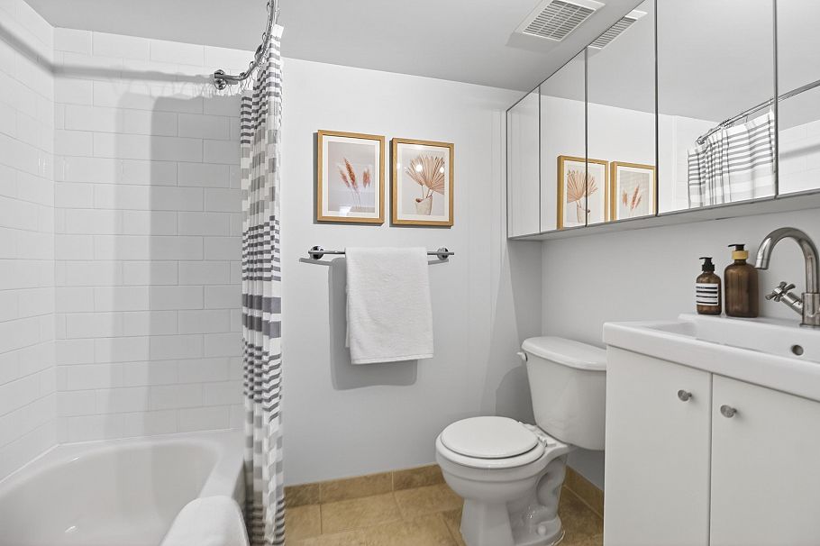 1009 E 14th Avenue Vancouver, BC - 28