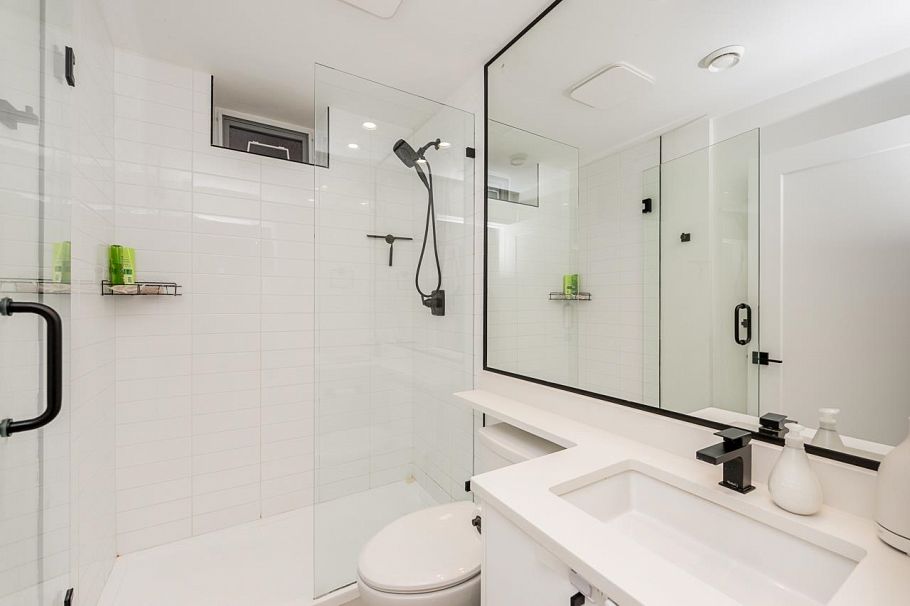 3896 Welwyn Street Vancouver, BC - 10