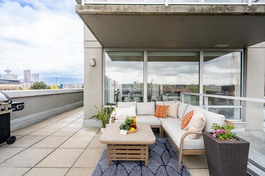 804 919 Station Street Vancouver, BC - 27