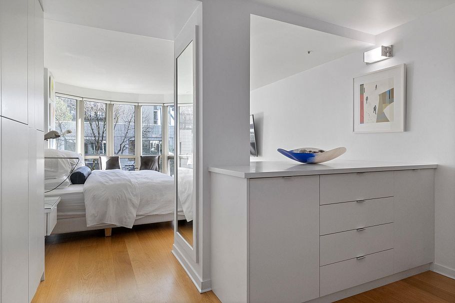 303 1501 Howe Street Vancouver, BC - 18