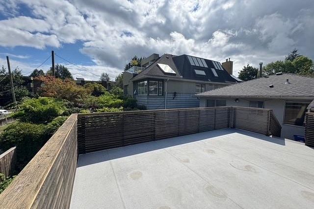 2274 Mclean Drive Vancouver, BC - 18