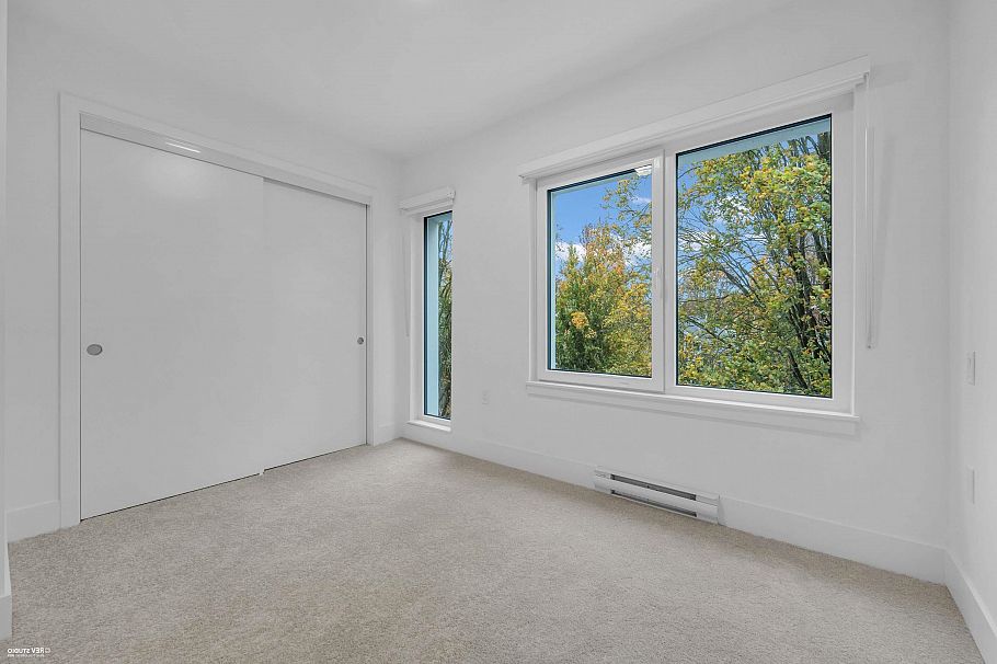 108 2085 E 1 Avenue Vancouver, BC - 27