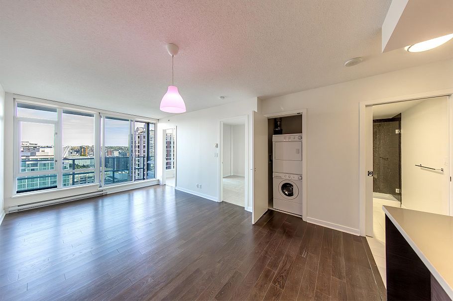 2305 833 Homer Street Vancouver, BC - 5