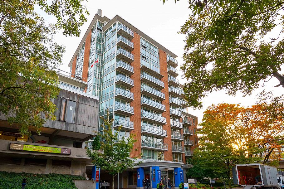 1001 1570 W 7th Avenue Vancouver, BC - 3