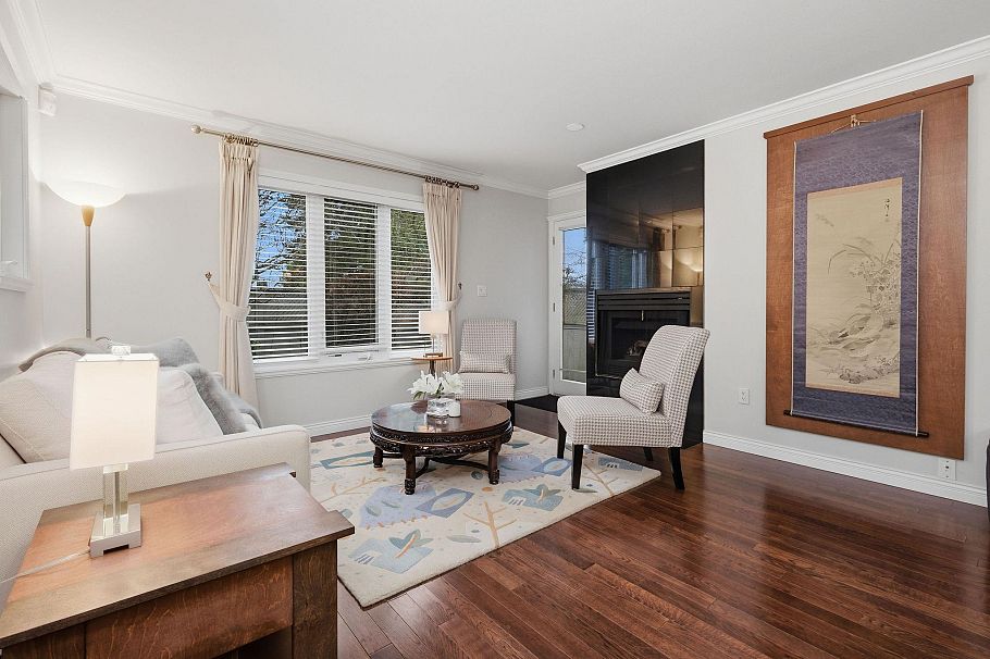 1558 Bowser Avenue North Vancouver, BC - 6