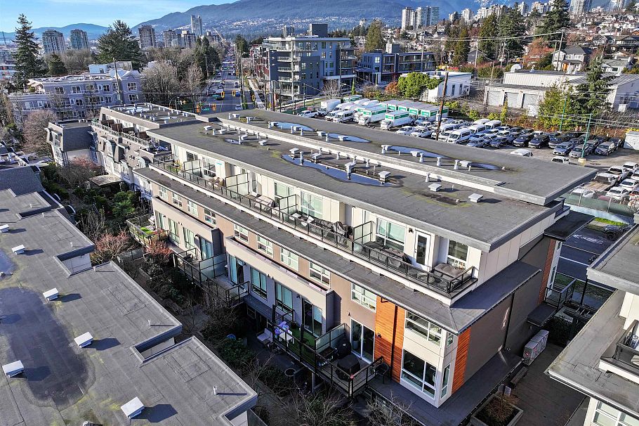 7 533 E 3rd Street North Vancouver, BC - 33