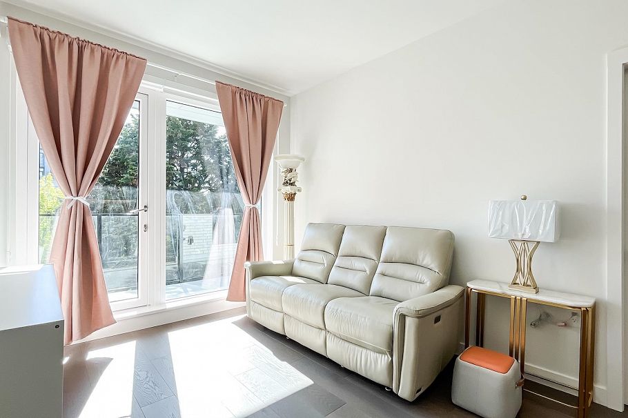 313 5168 Cambie Street Vancouver, BC - 4