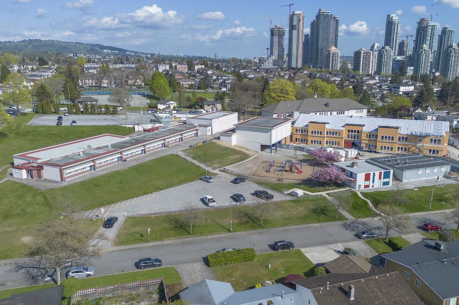3951 William Street Burnaby, BC - 36